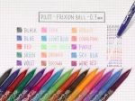 PILOT Set de 3 recharges pour roller FriXion Ball. Pointe moyenne 0,7 mm. Encre gel.